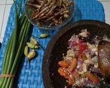 Foto langkah ke 1 dari resep Sambel Teri Belalo.