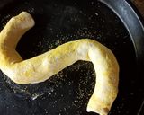 Foto del paso 5 de la receta: Bocaditos arrollados de salame especiado