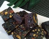 Foto langkah ke 6 dari resep Fudgy Shiny Brownies Teflon Tanpa Mixer.