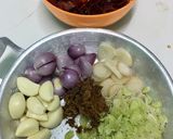 รูปขั้นตอนการทำที่ 3 ของ แกงหมูใบชะมวง
