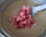 Foto del paso 3 de la receta: Bizcochuelo de leche🥛 sin huevo con fresas🍓 ó frutillas🍰🥧🧁