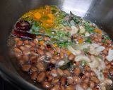 A picture of step 3 of Thin poha chevda.