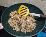 Foto langkah ke 8 dari resep Nasi Goreng Rendang.