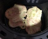 Foto del paso 3 de la receta: Lonchas de cerdo marinadas con verduras en freidora de aire