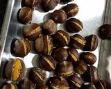 A picture of step 2 of Oven Roasted Chestnut 烤板栗,轻松去壳.
