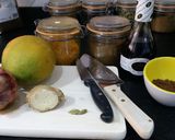 A picture of step 1 of Mango and onion chutney.