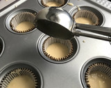 Foto del paso 2 de la receta: Magdalenas de manzana con sorpresa de chocolate