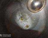A picture of step 3 of Gravy mushroom.
