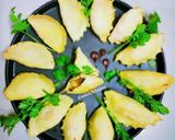 A picture of step 5 of ©waah_khaana special Aloo Manda.