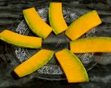 মিষ্টি কুমড়োর পাট ভাজা(mishti kumrorpat bhaja recipe in Bengali) রেসিপি ধাপ - 1 ছবি