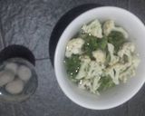 Foto langkah ke 2 dari resep Tumis Brokoli Baso.