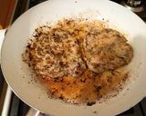 Serpenyőben grillezett karaj gombamártással recept fázis 6 fotója