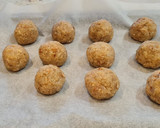 Foto del paso 5 de la receta: Albóndigas de rape y gambones en salsa de piquillo