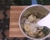 A picture of step 6 of Rose Milk And Banana Shake.