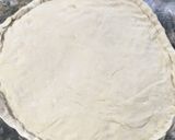 A picture of step 2 of Deep Pan pizza.