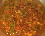A picture of step 4 of Garlic Veg Soup.
