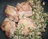 A picture of step 4 of Chicken Mushroom in creamy sauce.