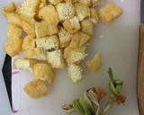 Foto langkah ke 1 dari resep Semur Kentang Telur Tahu.