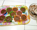 Foto langkah ke 5 dari resep Bolu Kukus Mawar Pisang Coklat (Eggless, no mixer).
