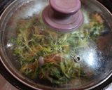 सूखा बोंबील और मेथी कि सब्जी (sukha bombil aur methi ki sabzi recipe in Hindi) रेसिपी चरण 4 फोटो