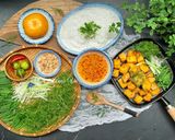Hình bước làm 6 của món Chả cá Lã Vọng từ cá hồi