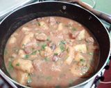 A picture of step 5 of Stewed Arrowroots, potatoes and matoke.