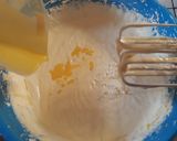 Foto langkah ke 7 dari resep Bolu Rainbow Kukus 7 Telur.