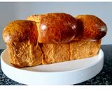 A picture of step 1 of Brioche French Toast.