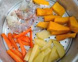 Foto langkah ke 3 dari resep Nasi Bola Udang Kukus - Baby Fingers Food - MPASI 8bulan.