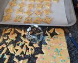 Foto del paso 3 de la receta: Galletas crocantes 🌟 coloridas