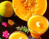 A picture of step 2 of Muskmelon orange juice.