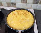 A picture of step 9 of Spanish Omelette.