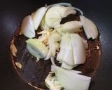 Foto langkah ke 1 dari resep Sosis Asam Manis.
