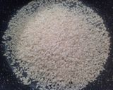 Foto del passaggio 5 della ricetta Risotto con coda di rospo, crema di piselli, e speck croccante