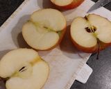 Une image de l'étape 1 de Boudin noir aux pommes 🍎 flambées au Calvados.