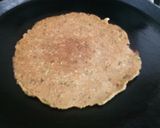 A picture of step 4 of Oats besan chilla.