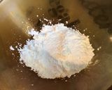 Une image de l'étape 4 de Sauce crème à l'ail mariné et aux deux fromages.