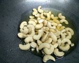 A picture of step 3 of Kaju curry.