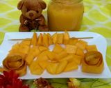 A picture of step 3 of Mango Smoothie.