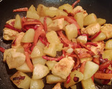 Foto del paso 5 de la receta: Pollo con patatas y pimiento
