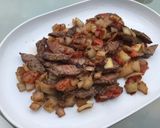Une image de l'étape 9 de Bœuf sauté aux tomates, oignon et épices anardana.