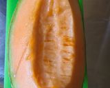 Foto del paso 1 de la receta: Agua de melón con miel de Yucatán y agua de azahar