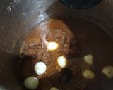 Foto langkah ke 4 dari resep Semur Daging dan Telur Puyuh.
