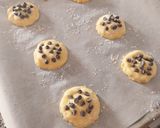 Foto del paso 2 de la receta: Cookies rellenas de toffee de plátano y pepitas de chocolate (sin gluten)