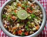 A picture of step 5 of Vegetables green moong sprouts salad.
