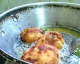 A picture of step 11 of Stuffed potato bread roll.
