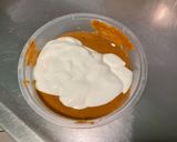Une image de l'étape 1 de Sauce crème épicée tamarin, ail, échalotes et persil d'algues.
