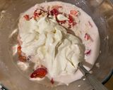 Foto del paso 2 de la receta: Avena horneada de “cheesecake” de frutilla