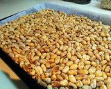 รูปขั้นตอนการทำที่ 1 ของ เนยถั่วโฮมเมด​ 🥜