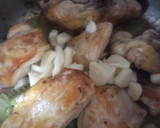 Foto del paso 5 de la receta: Pollo "al ajillo" con arroz blanco